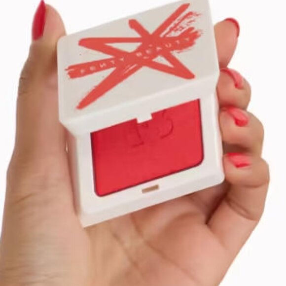 NWT FENTY BEAUTY Fenty Cheeks Suede Powder Blush in Daiquiri Dip - Picture 1 of 3